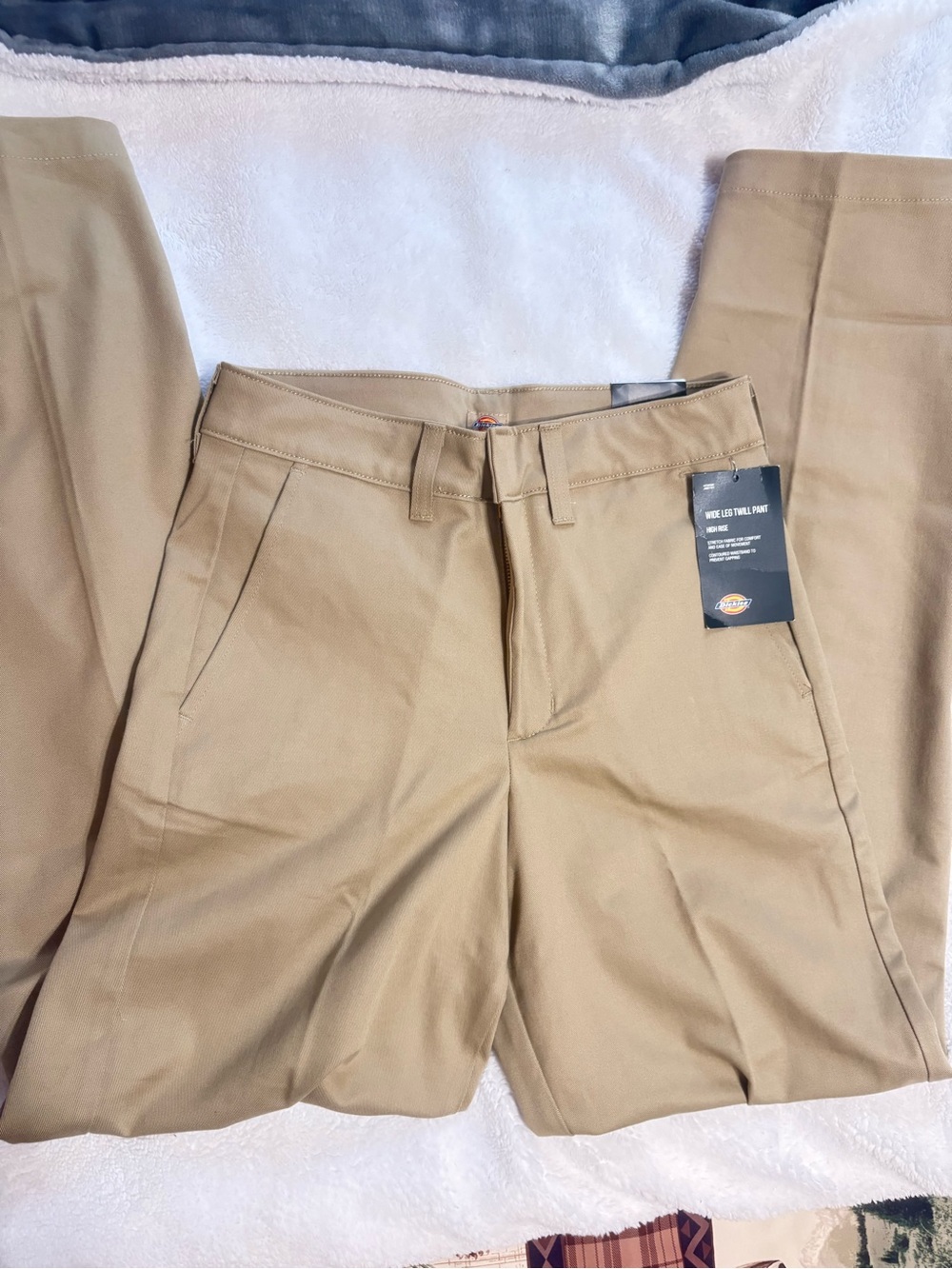 NWT Dickies Women’s High Rise Wide Leg Twill Pants Khaki 25 Regular Officecore
